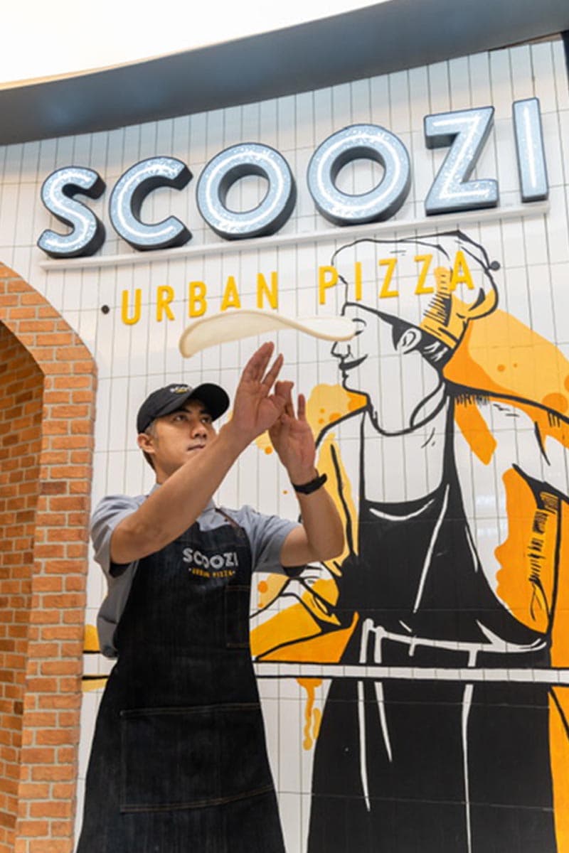 SCOOZI_PIZZA_marketing_Destination_Eats_200_franchises_SPACEBAR_Photo06_dbbda2cef8.jpeg