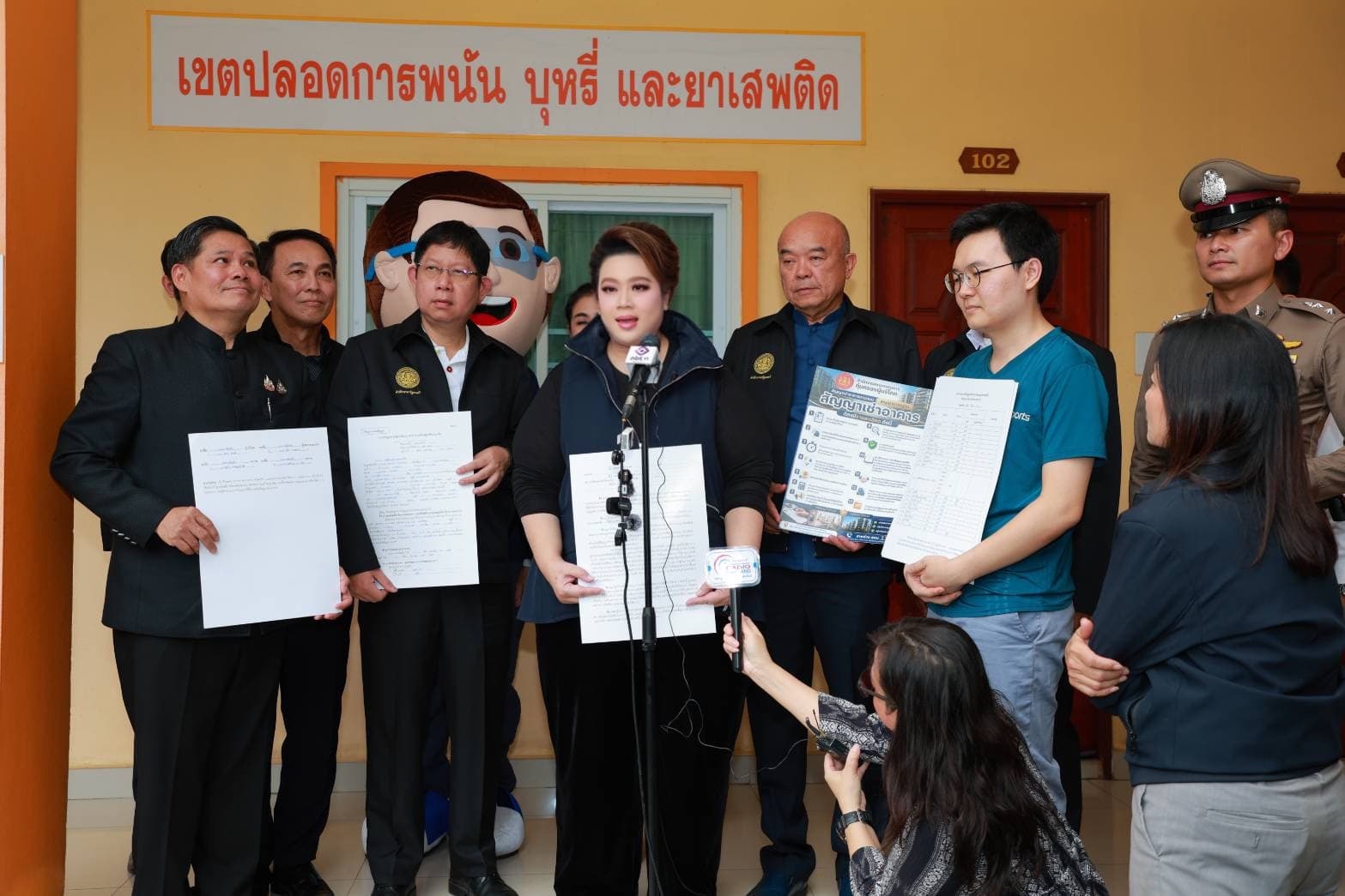 ศุภมาส นำทีม สคบ. บุกอุดรธานี ตรวจอะพาร์ตเมนต์เอาเปรียบ ย้ำค่าน้ำค่าไฟต้องเก็บตามจริง คืนเงินประกันใน 7 วัน