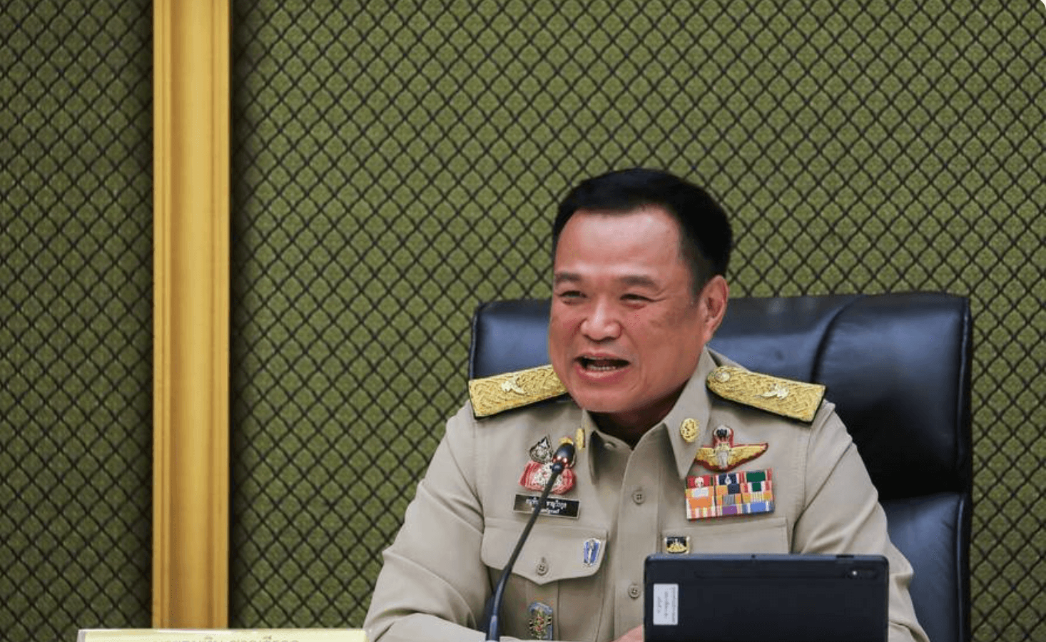 กลับมานั่งเก้าอี้มหาดไทยอีกครั้ง หลังจากถูกถีบออกจากรัฐบาล และครั้งนี้งานที่ค้างอยู่ต้องทำให้เสร็จ เพื่อการเลือกตั้งครั้งต่อไ