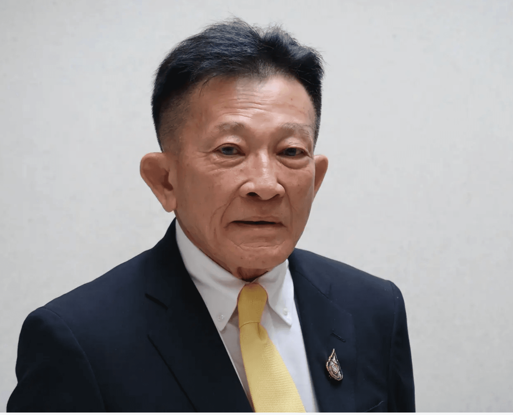 สมพงษ์ อมรวิวัฒน์ รุ่นเก่ายุคแรกก่อนมีพรรคเพื่อไทย ถึงเวลาอำลาพรรคแล้ว อาจเป็นอะไหล่เครื่องรุ่นเก่า ที่ไม่เข้ากับเครื่ิองรุ่นใหม่ของพรรค
