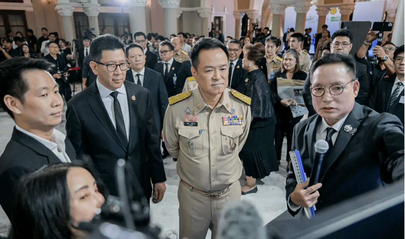 นายกรัฐมนตรีอนุทิน ชาญวีรกูล ท่าทีชัดเจนว่า โครงการTH AI Passport มูลค่า 1.6 พันล้านบาทต้องเดินหน้าต่อไป