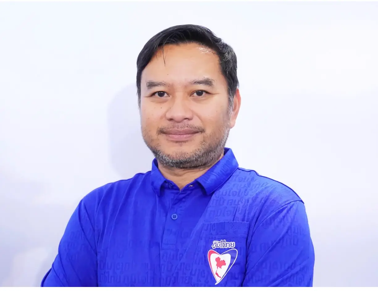 ‘หมอเอก’ นพ.เอกภพ เพียรพิเศษ กำลังถูกจับวางให้มาทำหน้าที่โฆษกรัฐบาล เพื่อเป็นด่านหน้าในการปะทะเรื่องข่าวสารทางการเมืองของภูมิใจไทย