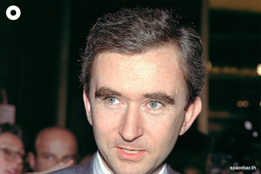 Secrets_that_made_Bernard_Arnault_the_number_one_billionaire_SPACEBAR_Photo01_2d4985a3e7.jpeg