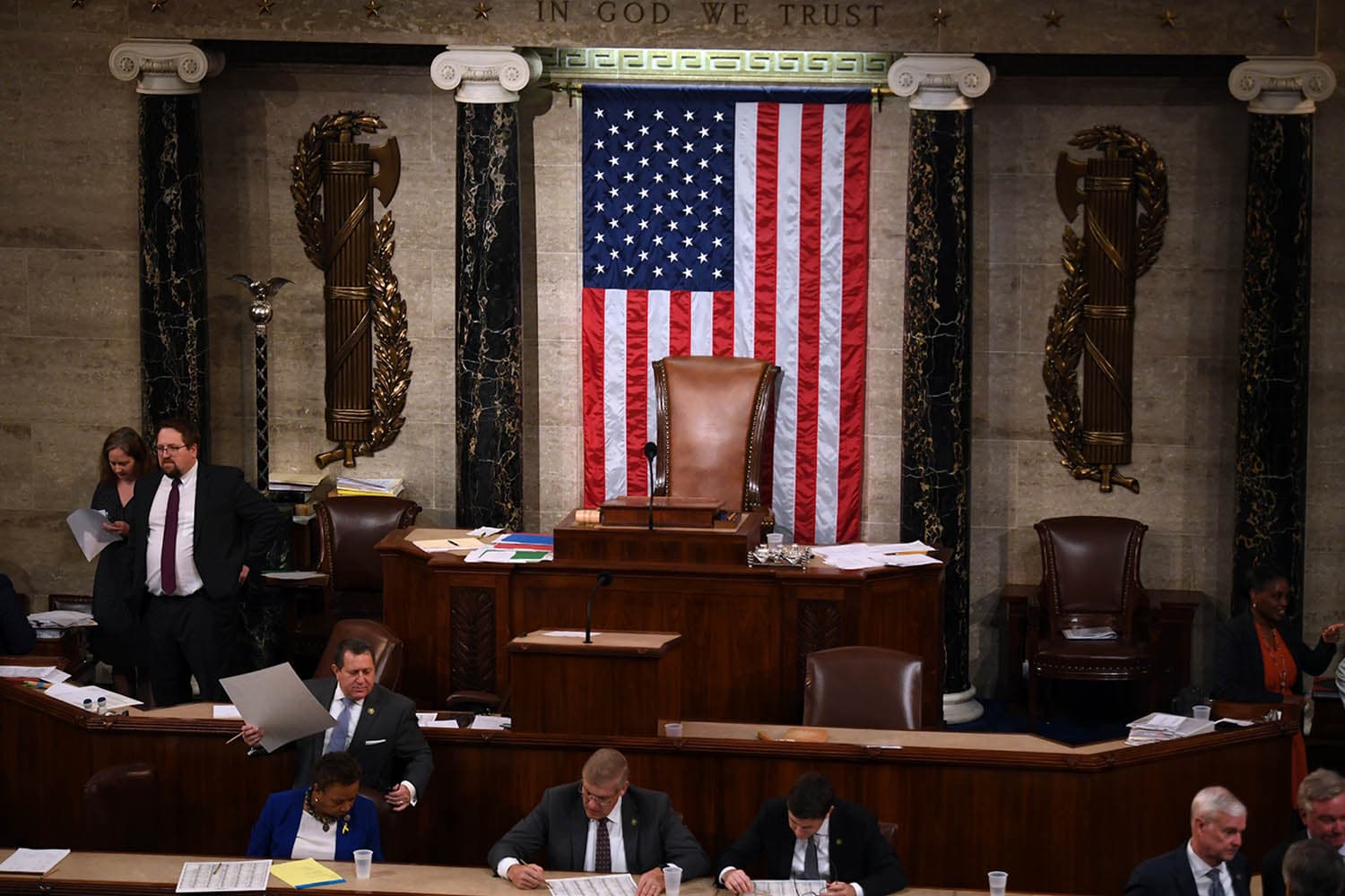 Shot_of_the_day_The_seat_of_the_US_House_Speaker_stands_empty_SPACEBAR_Hero_d0150710f9.jpeg