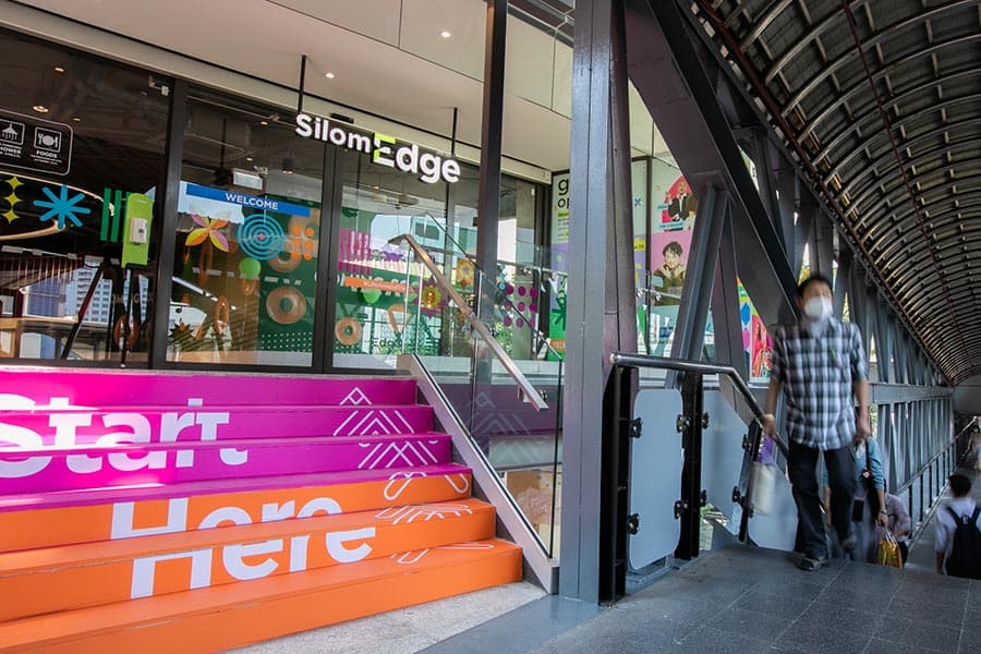Silom_edge_life_around_the_clock_start_here_SPACEBAR_Photo02_0f338358a0.jpeg