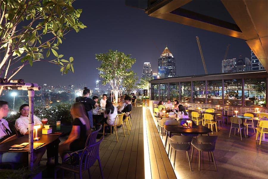 Silom_edge_life_around_the_clock_start_here_SPACEBAR_Photo03_91ca5db6f2.jpeg