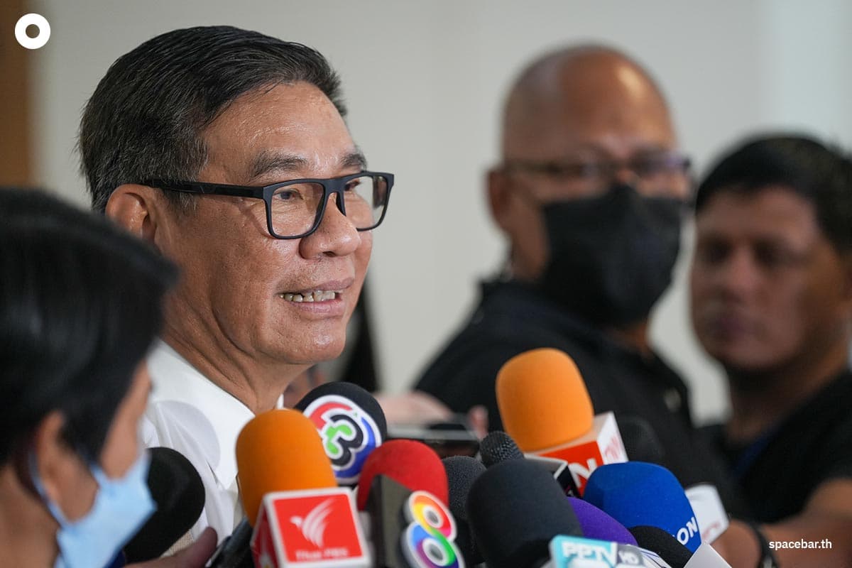 Somchai_Srisutthiyakorn_Resign_From_Sereeruamthai_Party_SPACEBAR_Photo04_57ff406c76.jpeg