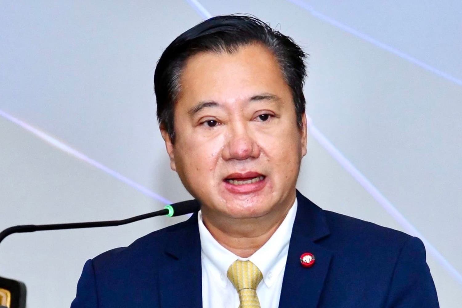 Somchai_urges_ECT_submit_Constitutional_Court_Interpret_PM_Qualifications_SPACEBAR_Hero_6bcd214d29.jpeg