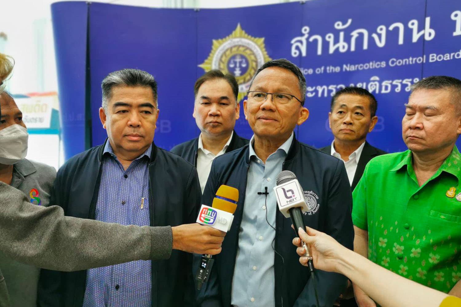 Somsak_admitted_that_he_would_change_the_party_SPACEBAR_Hero_1c9d3b9511.jpeg
