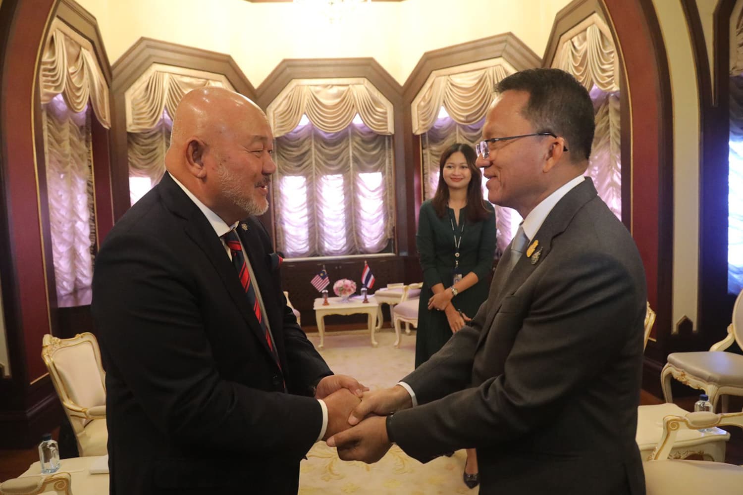 Somsak_discusses_peace_in_Malaysia_Accelerate_solving_problems_in_southern_border_provinces_SPACEBAR_Hero_4c8059221a.jpg