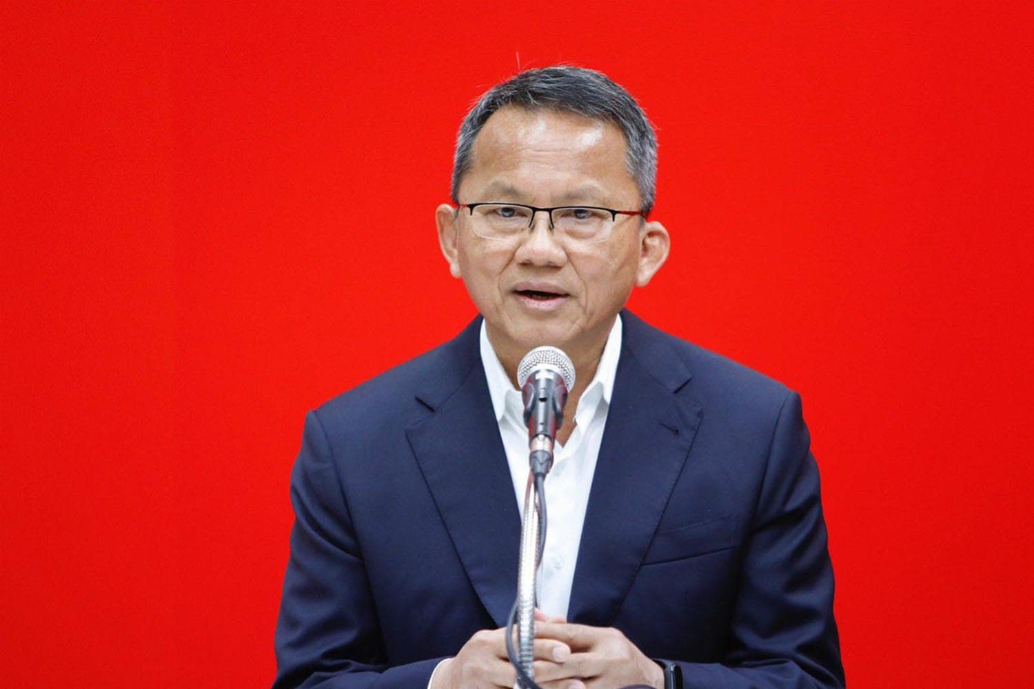 Somsak_explains_the_new_prison_regulations_non_political_not_conducive_to_Thaksin_SPACEBAR_Hero_1ec0c76251.jpeg