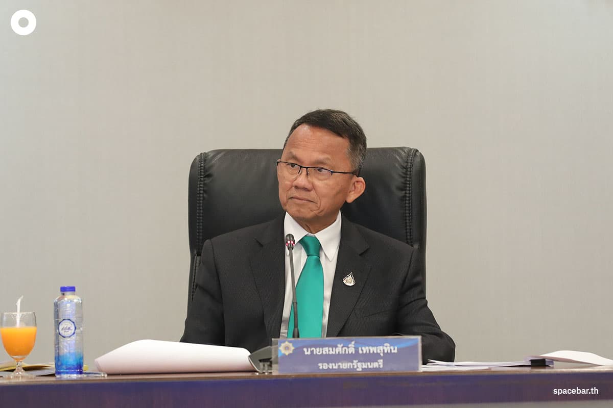 Somsak_said_to_break_the_drug_trafficking_cycle_must_confiscate_assets_SPACEBAR_Photo02_071c88bf81.jpg