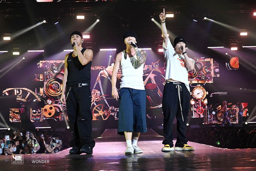 Space_Review_AOMG_WORLD_TOUR_2023_SPACEBAR_Photo12_c4e7c8ec2d.jpeg
