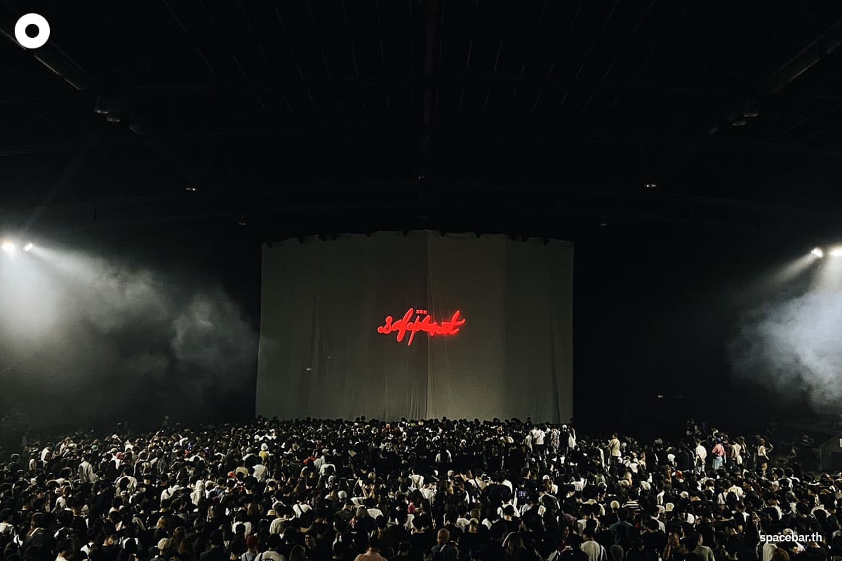 Space_Review_Safeplanet_Bon_Voyage_Concert_SPACEBAR_Photo01_7a9632a76c.jpeg