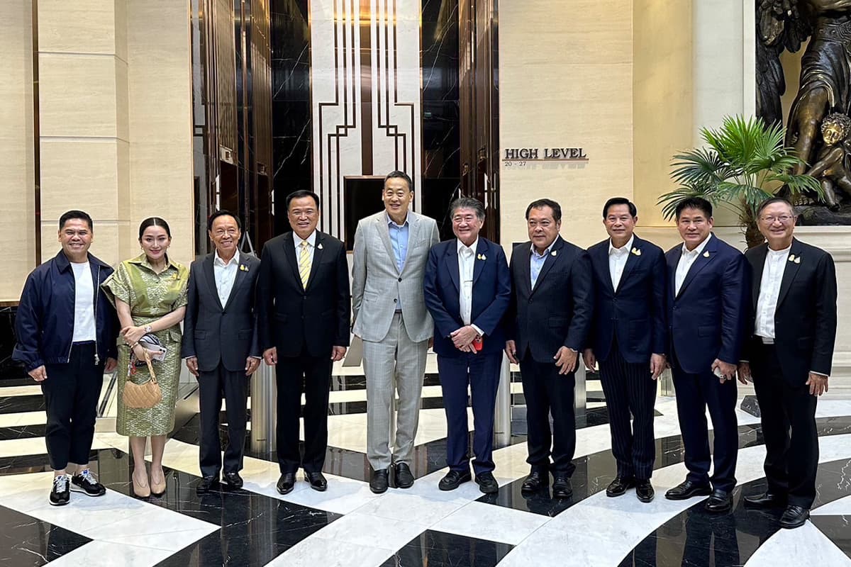 Srettha_explains_the_dinner_with_the_leaders_of_the_coalition_government_SPACEBAR_Photo03_ddb1e2879c.jpg
