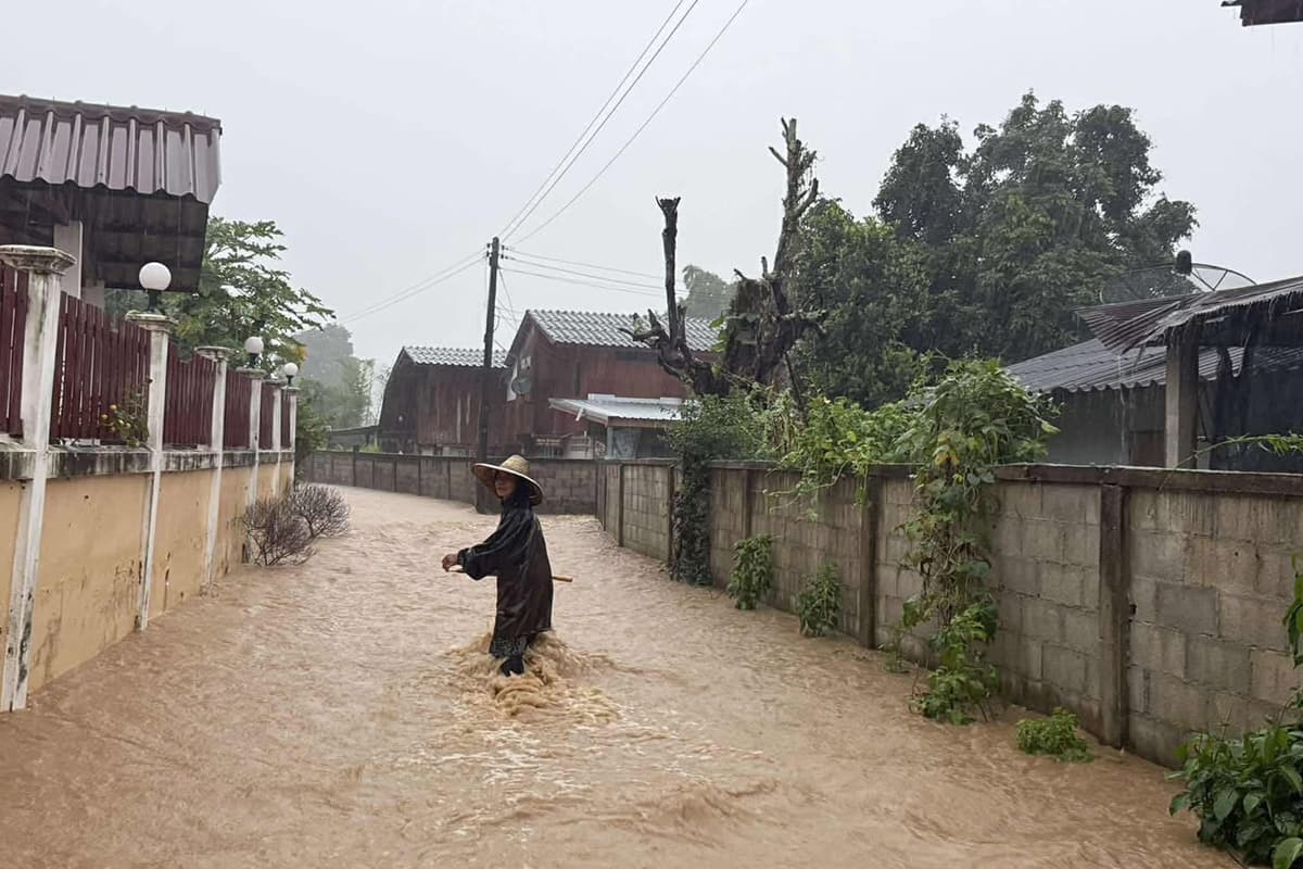 Storm-Wipha-hits-the-North-Nan-Chiang Rai-heavy-rain-water-overflows-floods-communities-SPACEBAR-Photo04-1.jpg