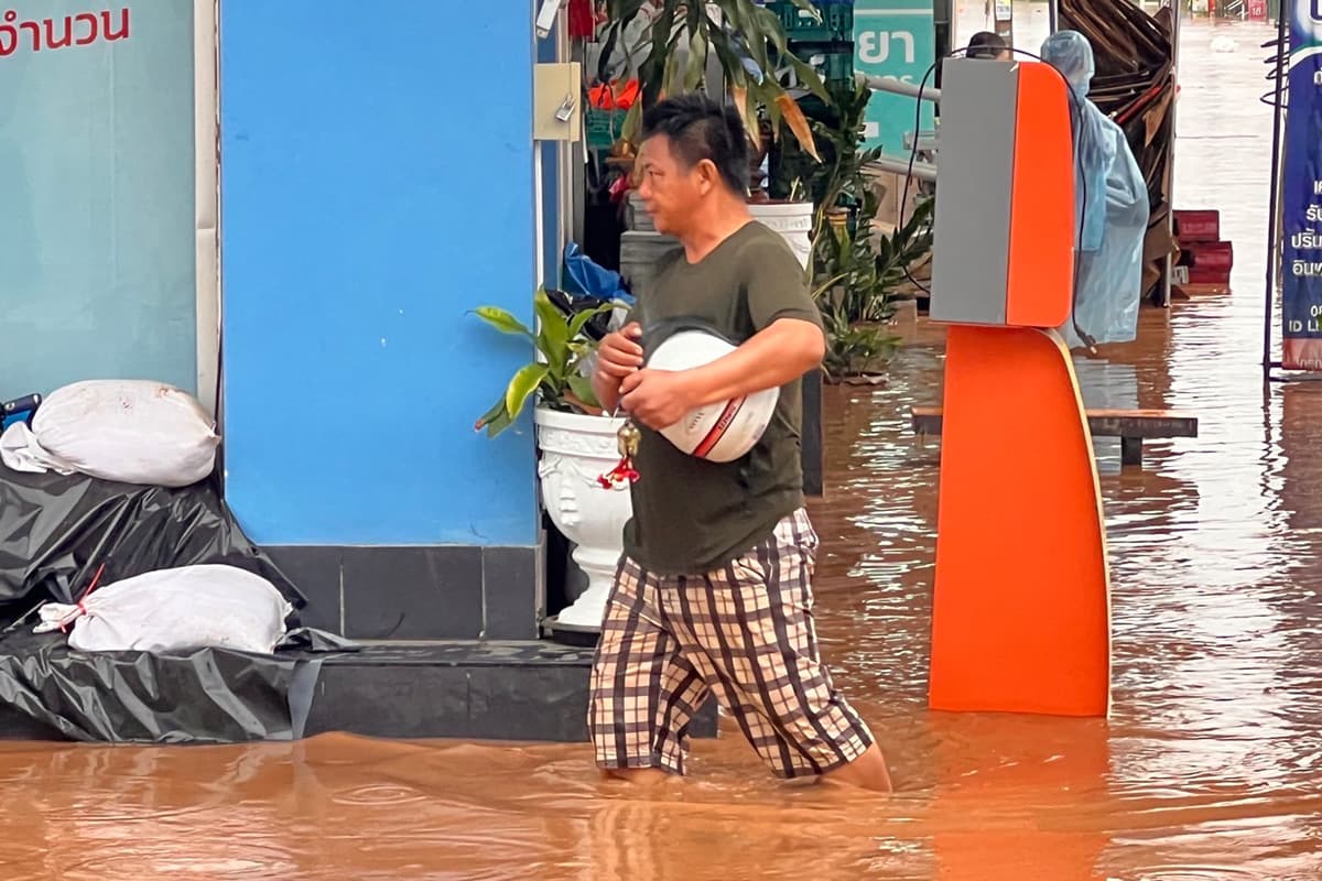Storm-Wipha-hits-the-North-Nan-Chiang Rai-heavy-rain-water-overflows-floods-communities-SPACEBAR-Photo07.jpg