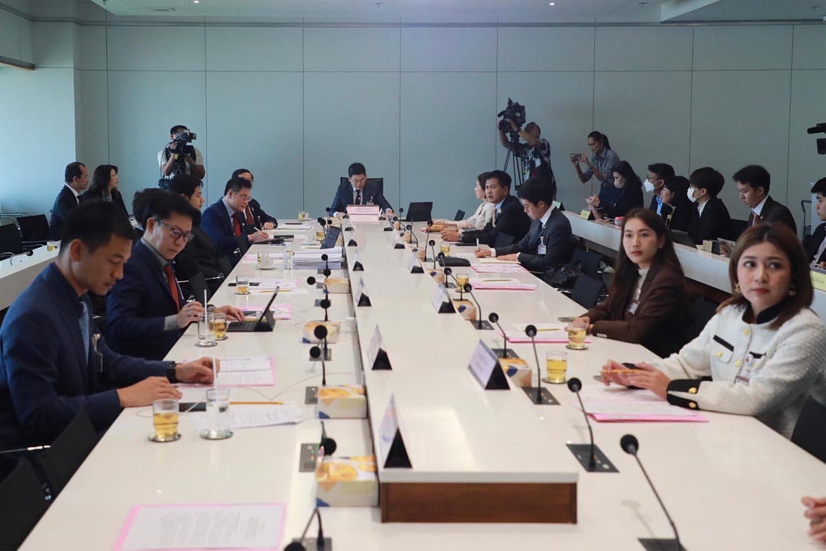 Submit_to_Office_of_the_Auditor_General_of_TH_to_suspend_digital_wallet_project_SPACEBAR_Photo02_4385b3ea1b.jpg