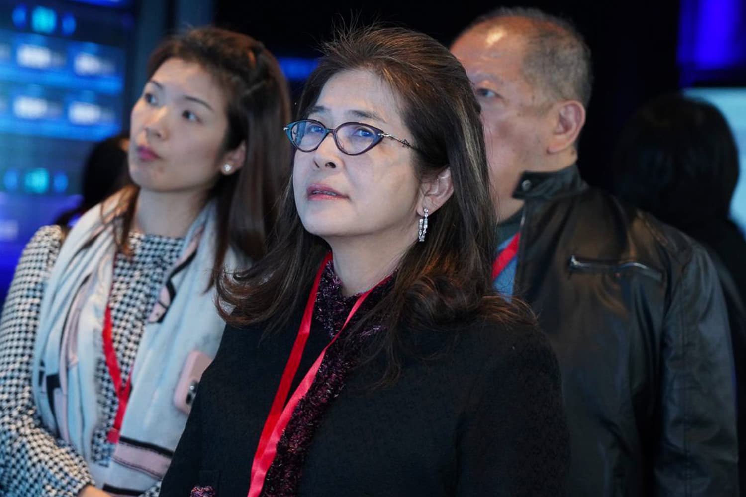 ‘สุดารัตน์’ ห่วงเศรษฐกิจทรุด! แนะรัฐบาลรัดเข็มขัด-จี้ ‘นายกฯ’ ปราบโกง
