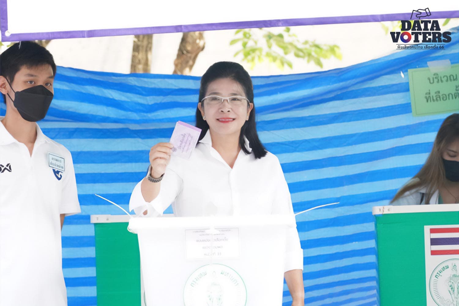 Sudarat_exercises_her_right_to_vote_in_Chatuchak_district_SPACEBAR_Hero_df3549fcbe.jpeg