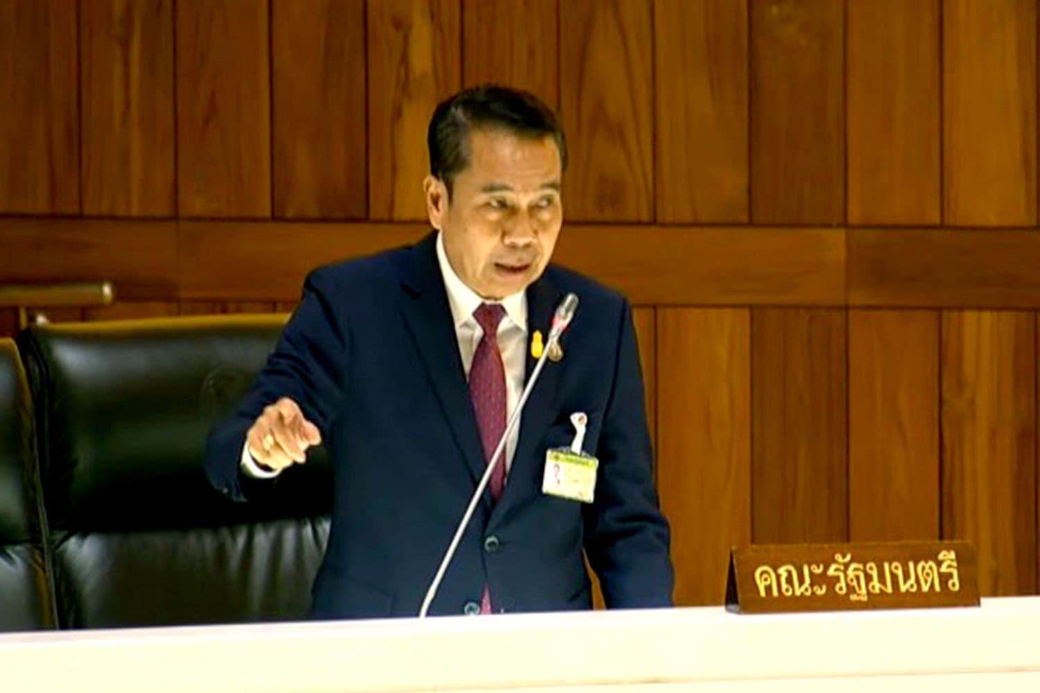 Suthin_explains_to_House_of_Representatives_clearing_up_3_matters_SPACEBAR_Hero_8e7c4d59e1.jpg