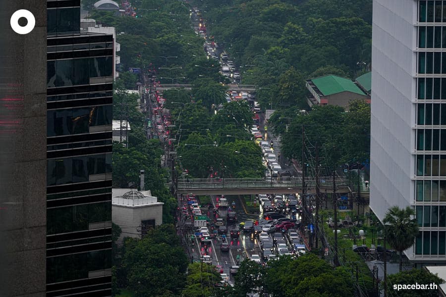 TAGCLOUD_how_much_life_time_has_been_stolen_by_bangkok_traffic_SPACEBAR_Photo04_2b22576552.jpeg