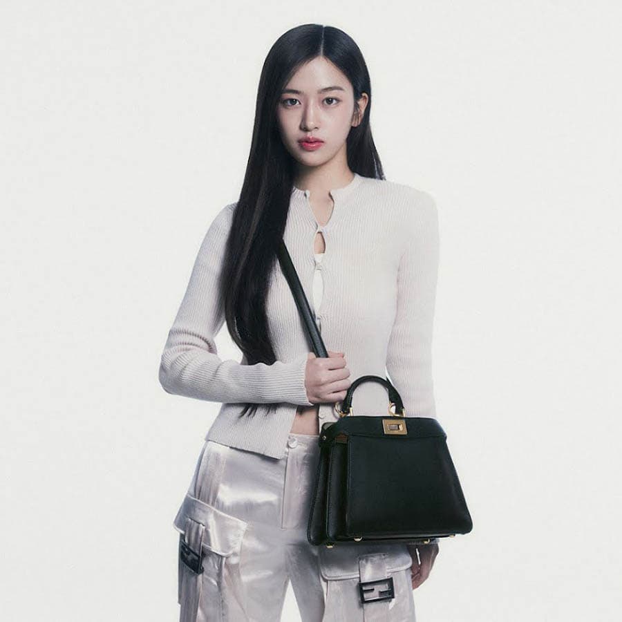 THINK_THING_7_Idols_Kpop_choosen_by_luxury_brand_SPACEBAR_Photo07_80f85a8f8e.jpeg