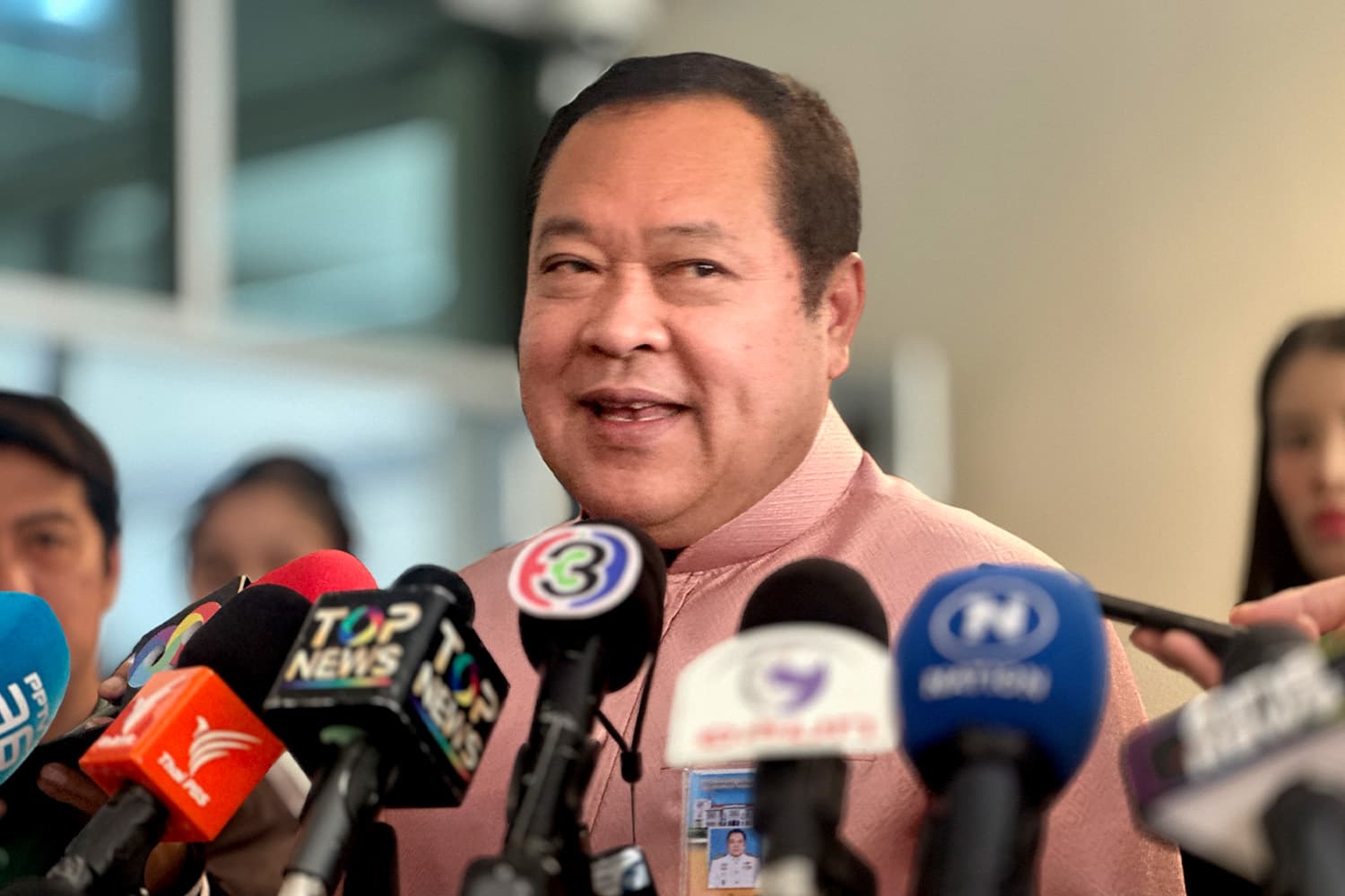 Tawee_Sodsong_on_case_of_corruption_in_selecting_senators_SPACEBAR_Hero_d315087527.jpg