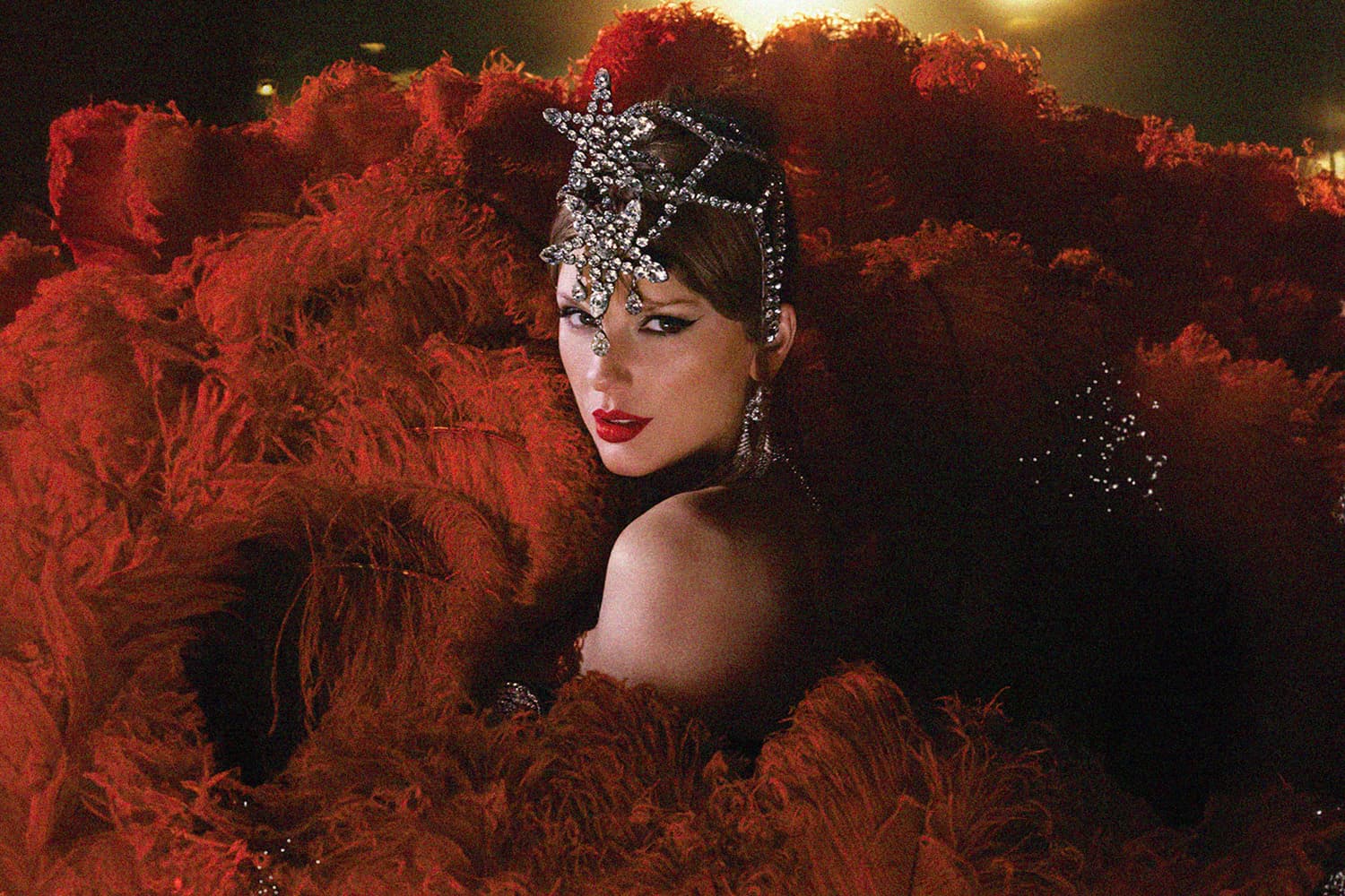 Taylor Swift เตรียมฉลองอัลบั้มใหม่ The Life of a Showgirl จัดงานปาร์ตี้ในโรงภาพยนตร์
