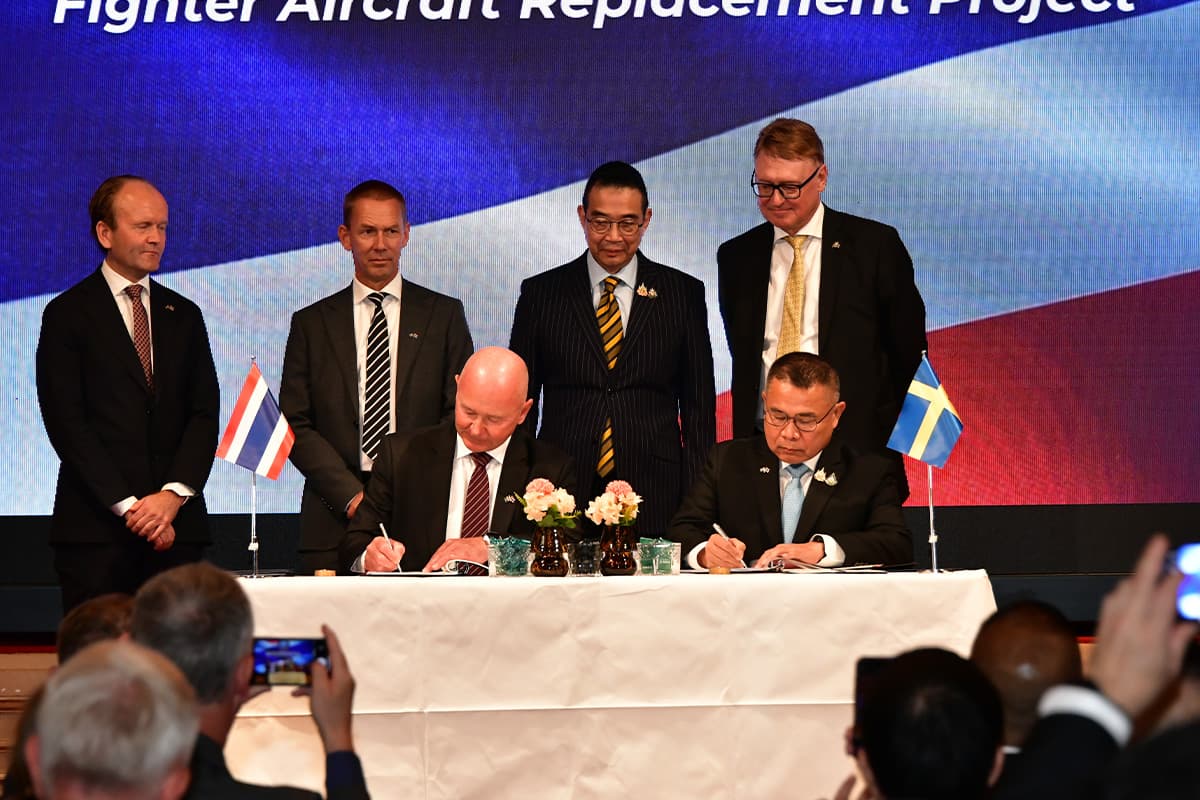 Thailand-Sweden-signed-an-agreement-to-purchase-a-second-fleet-of-Gripen-aircraft-with-an-Offset Policy-SPACEBAR-Photo02.jpg