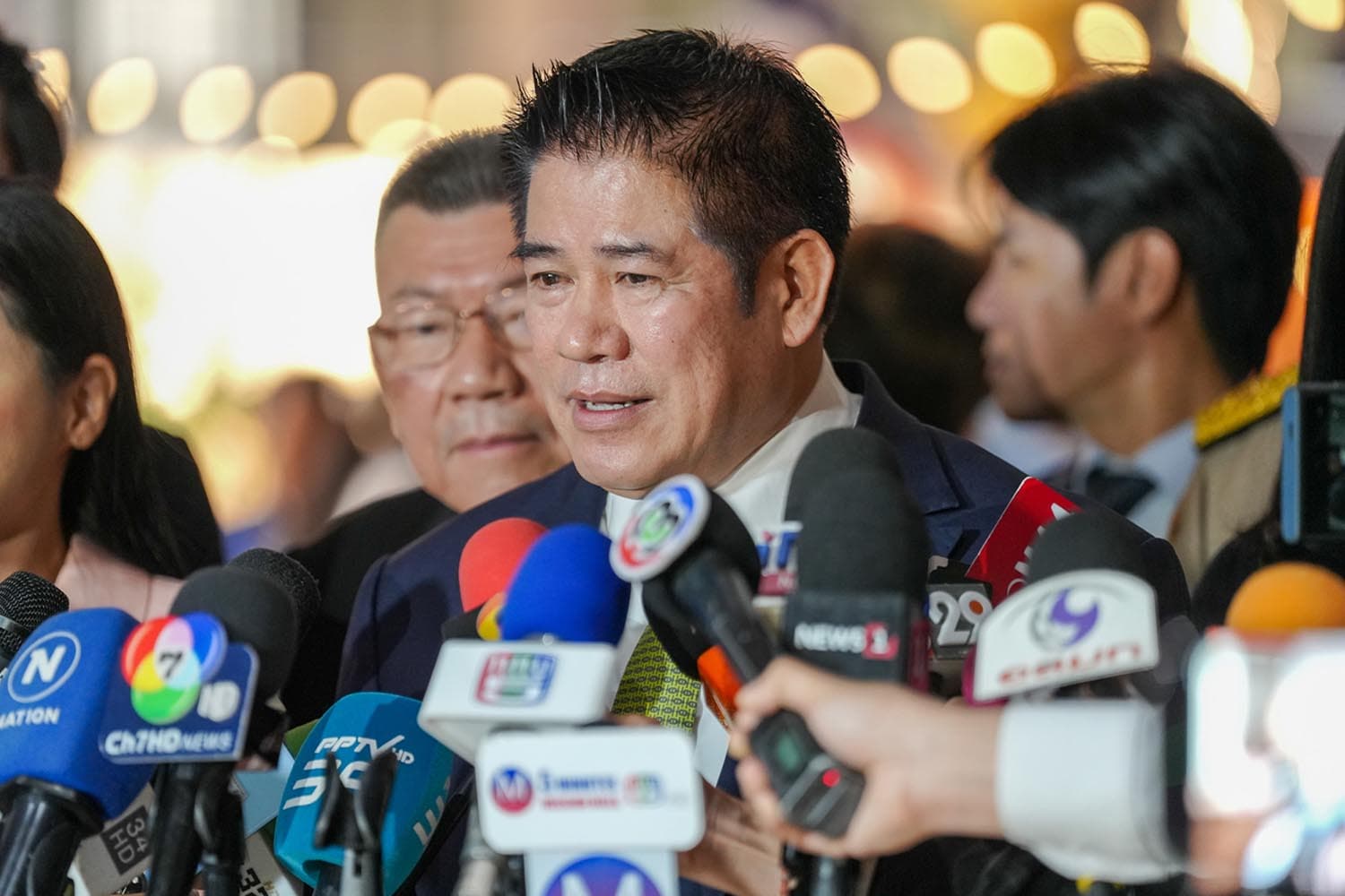 Thamanat_talks_about_local_politics_in_Prachinburi_Province_SPACEBAR_Hero_2216e34b93.jpg