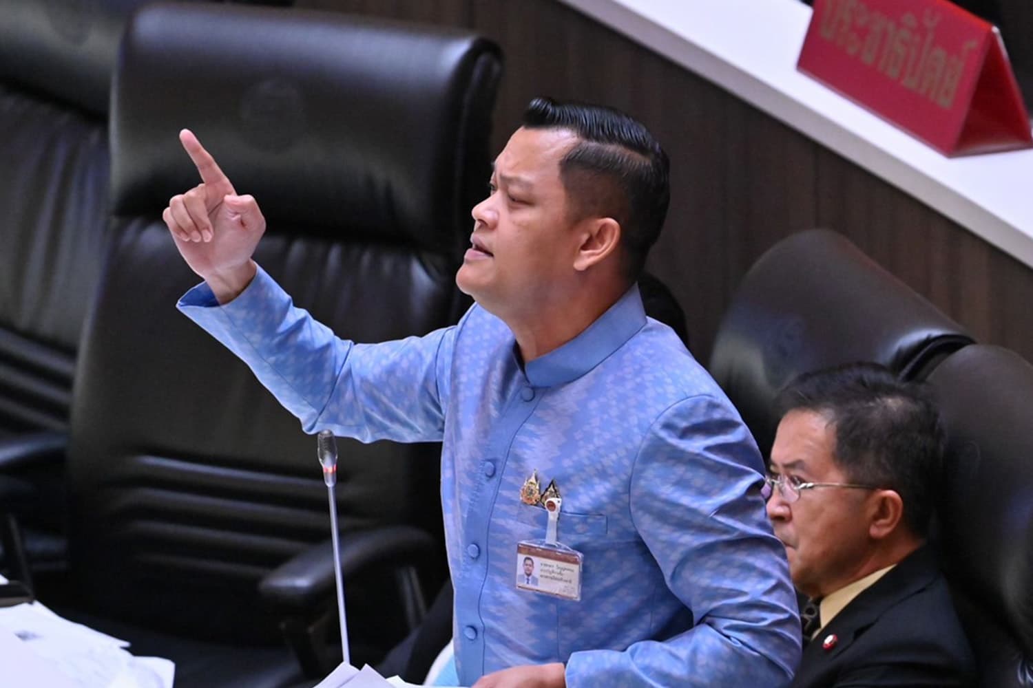 Thanakorn_discusses_government_policy_Support_digital_wallet_for_cash_payment_of_10_000_baht_SPACEBAR_Hero_8ccf15bef1.jpg