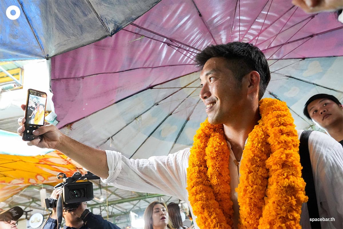 Thanathorn_believe_the_Pheu_Thai_Party_and_Move_Forward_Party_best_solution_SPACEBAR_Photo03_8efb757200.jpeg