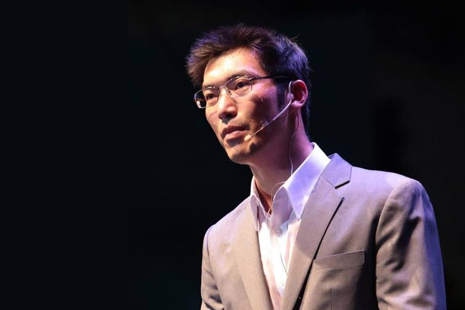 Thanathorn_disagrees_with_the_government_loaning_huge_amounts_of_money_SPACEBAR_Hero_accbf3bc9c.jpg