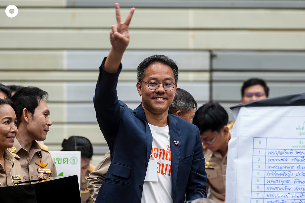 The-atmosphere-at-the-end-of-the-campaign-registration-period-for-Bangkok-MPs-SPACEBAR-Photo09.jpg
