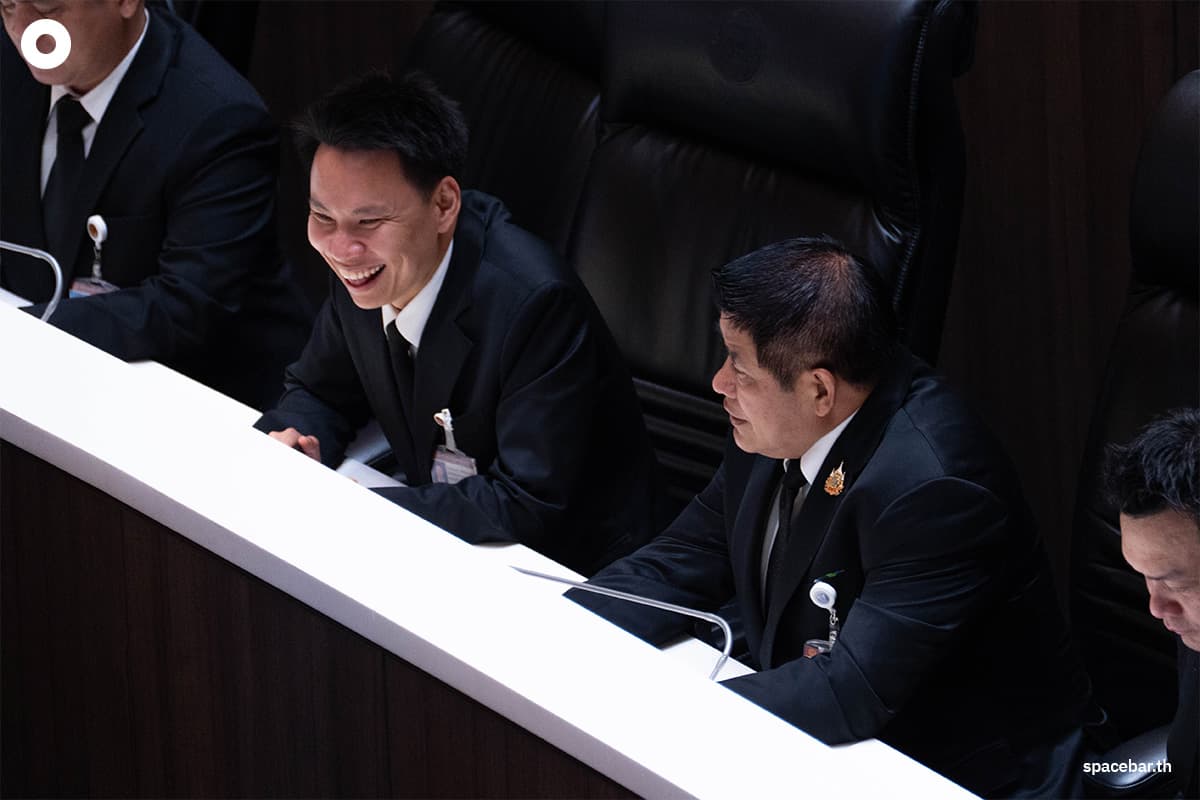 The-atmosphere-at-the-parliamentary-session-on-the-second-SPACEBAR-Photo06.jpg