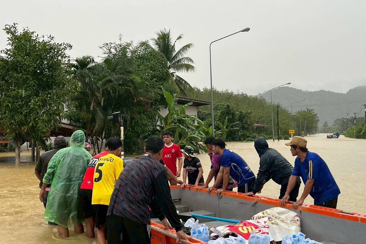 The-flood-situation-in-the-southern-region-of-Satun-Province-remains-SPACEBAR-Photo03.jpg