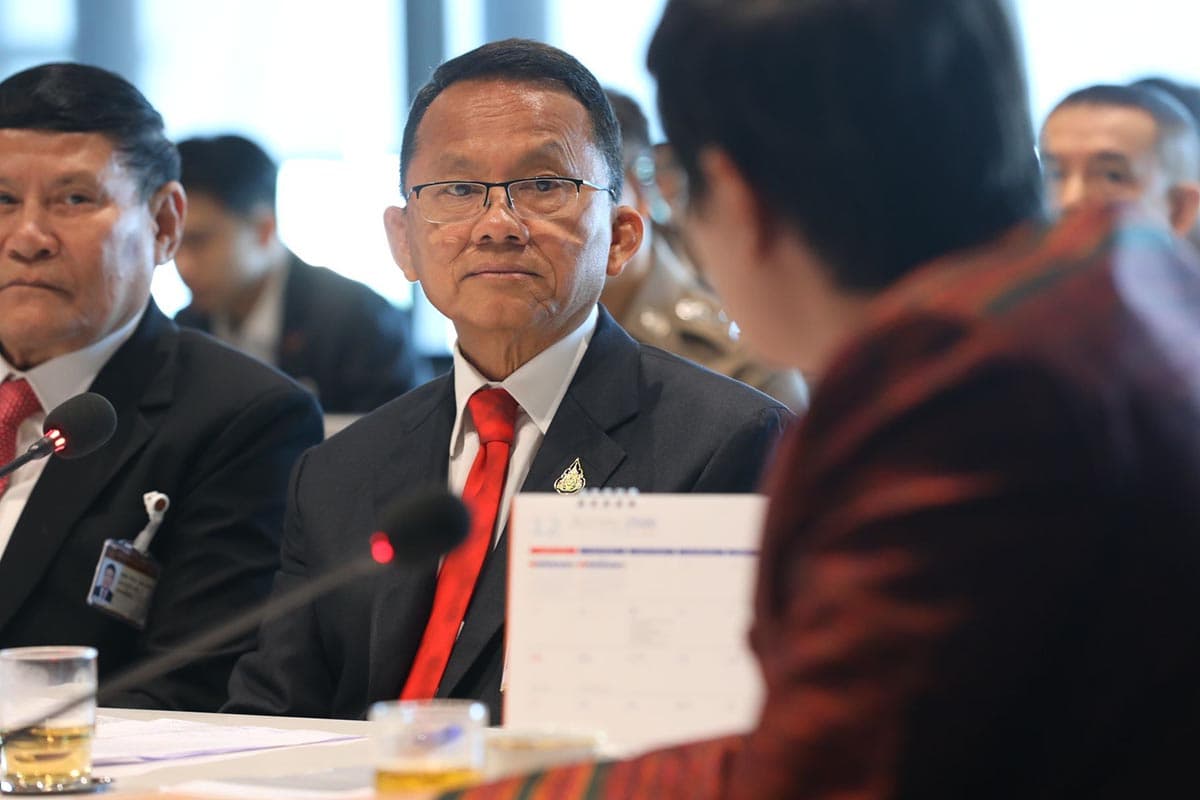 The_State_Security_Committee_discusses_with_Somsak_about_the_appointment_of_police_SPACEBAR_Photo01_31cbc0882a.jpg