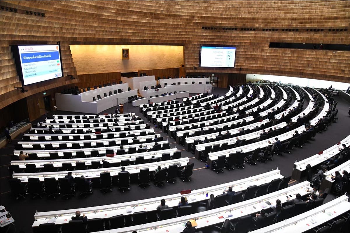 The_government_plans_to_cut_the_time_the_opposition_has_to_debate_policy_statements_SPACEBAR_Photo01_3b74ec12c6.jpg