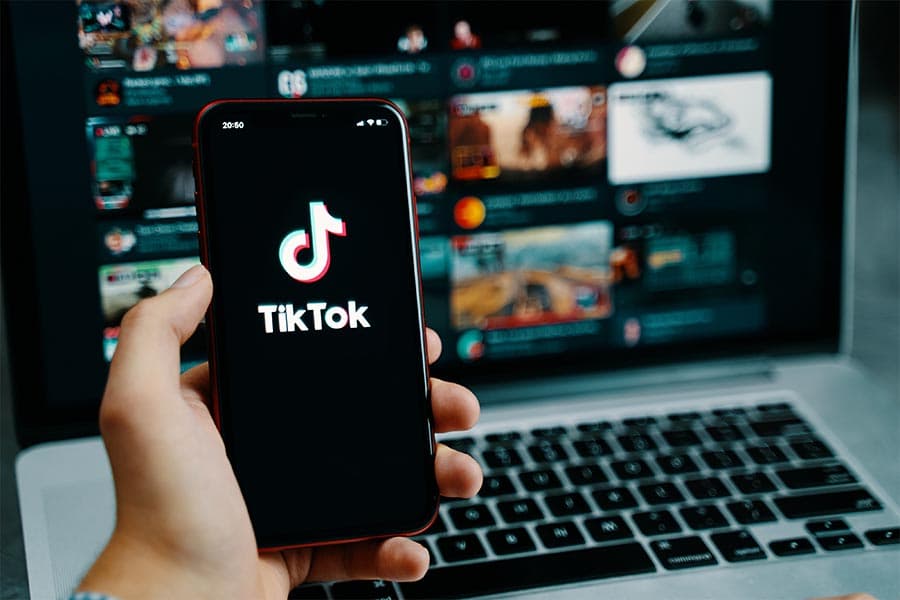 Tik_Tok_internet_safer_day_digital_well_being_minor_safety_SPACEBAR_Photo02_cddd79df18.jpeg