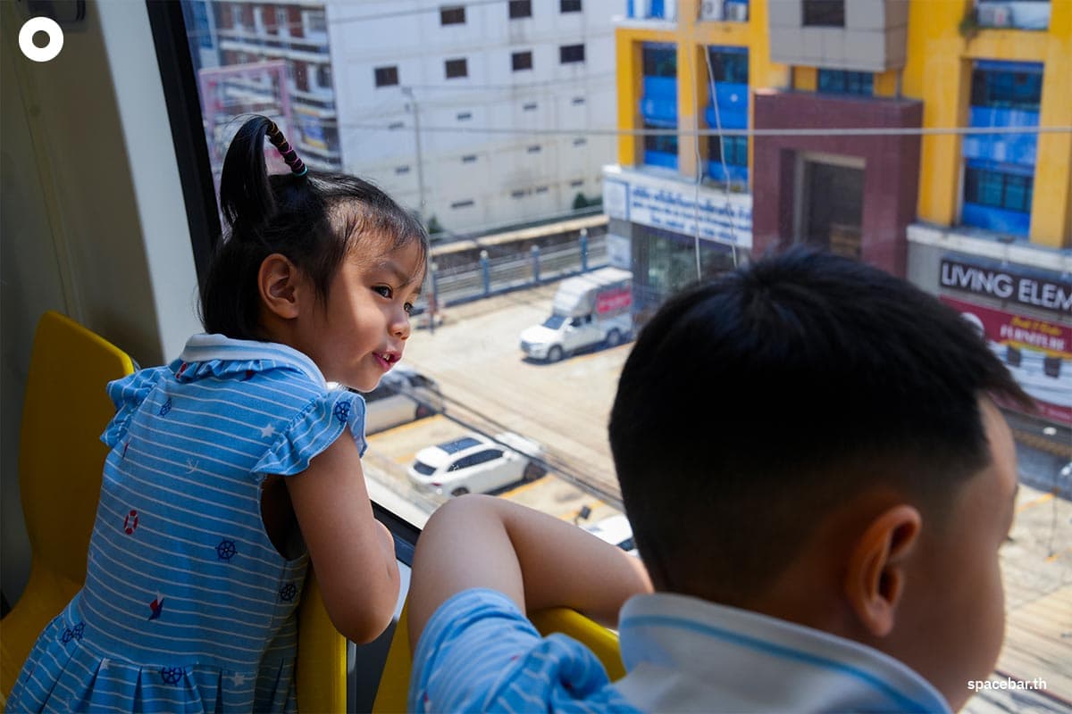 Today_Is_First_Day_MRT_Yellow_Line_Trial_Run_Free_Everyone_Happy_SPACEBAR_Photo06_1b69893545.jpeg