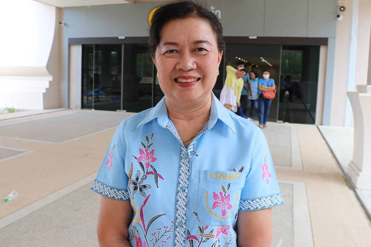 Trang-moves-forward-with-electric-bus-project-connecting-airport-and-port-to-support-tourism-SPACEBAR-Photo06.jpg