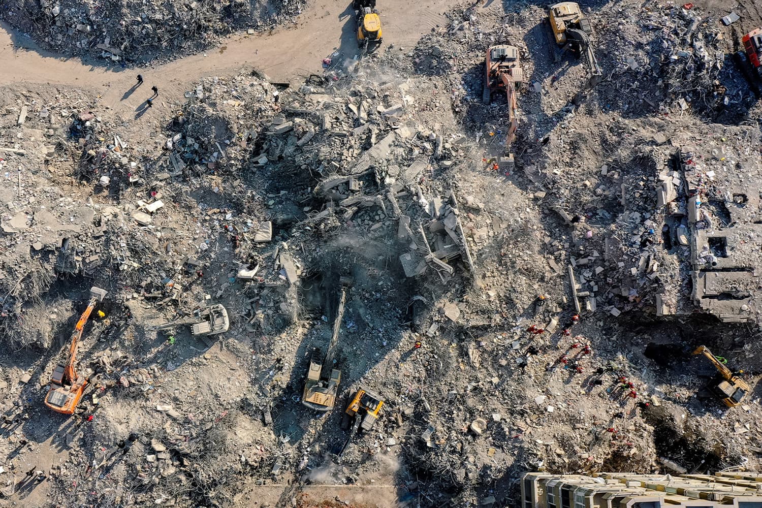 Turkey_earthquake_arrest_warrants_connected_building_construction_SPACEBAR_Hero_dac675b14d.jpeg