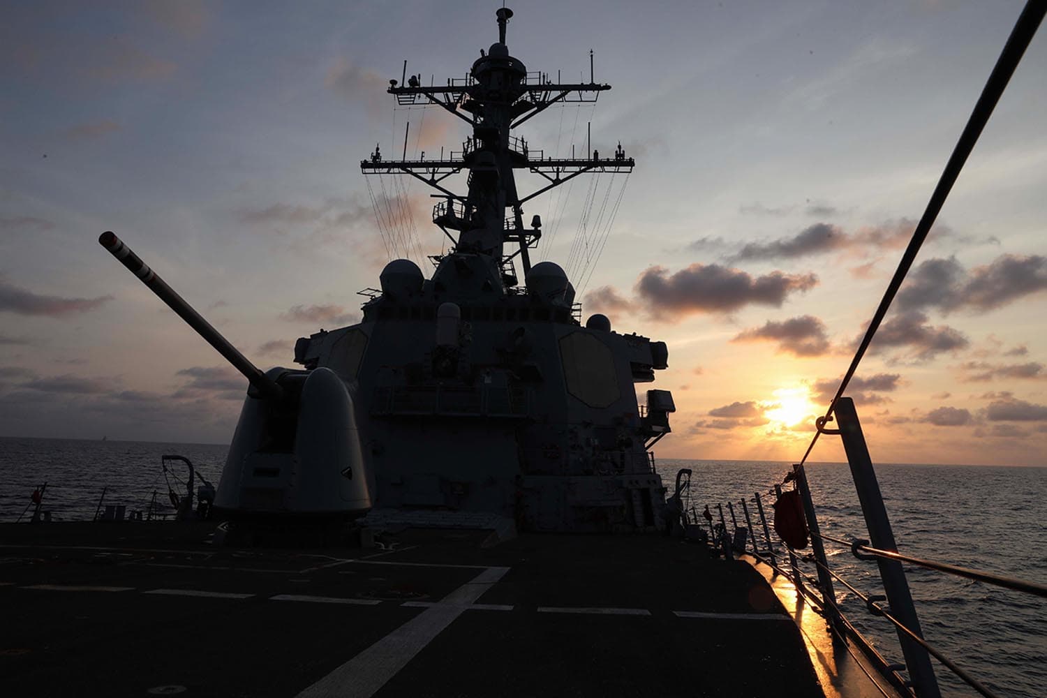 US_Philippines_begin_largest_ever_drills_SPACEBAR_Hero_317279c4f0.jpeg