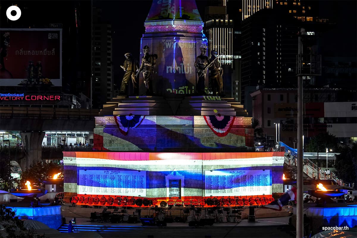 Victory-monument-3Feb26-SPACEBAR-Photo13.jpg