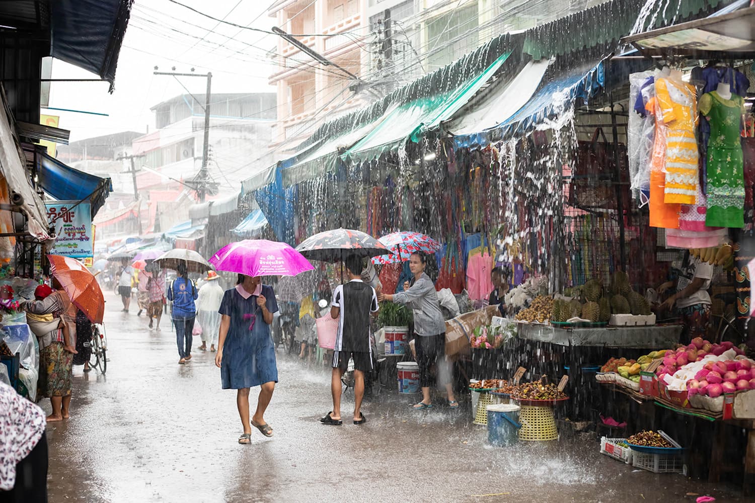 Warning_Heavy_rain_throughout_Thailand_8_9_Oct_SPACEBAR_Hero_efd6856476.jpg