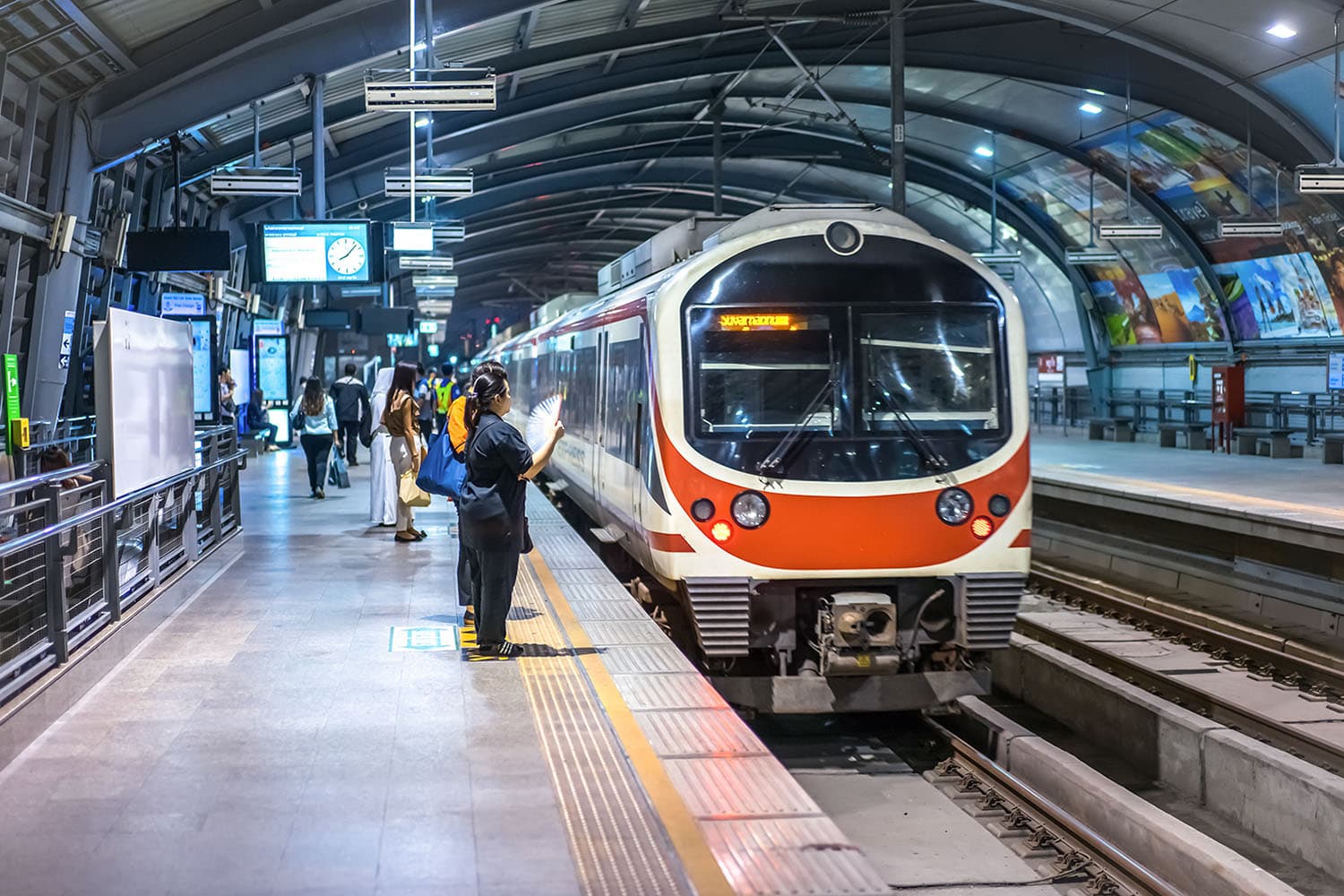 airport_rail_link_ramkhamhaeng_open_service_fire_near_station_SPACEBAR_Hero_03ce2831fa.jpg