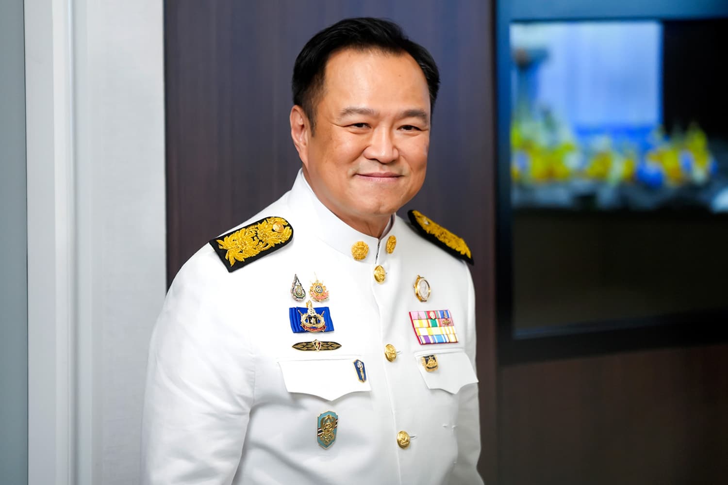 ‘อนุทิน’ สปีชครั้งแรก หลังรับโปรดเกล้าฯ เป็นนายกฯ ลั่น เป็นนายกฯ ครั้งนี้ ไม่ได้มาด้วยบุญคุณของใคร ยกเว้นประชาชน
