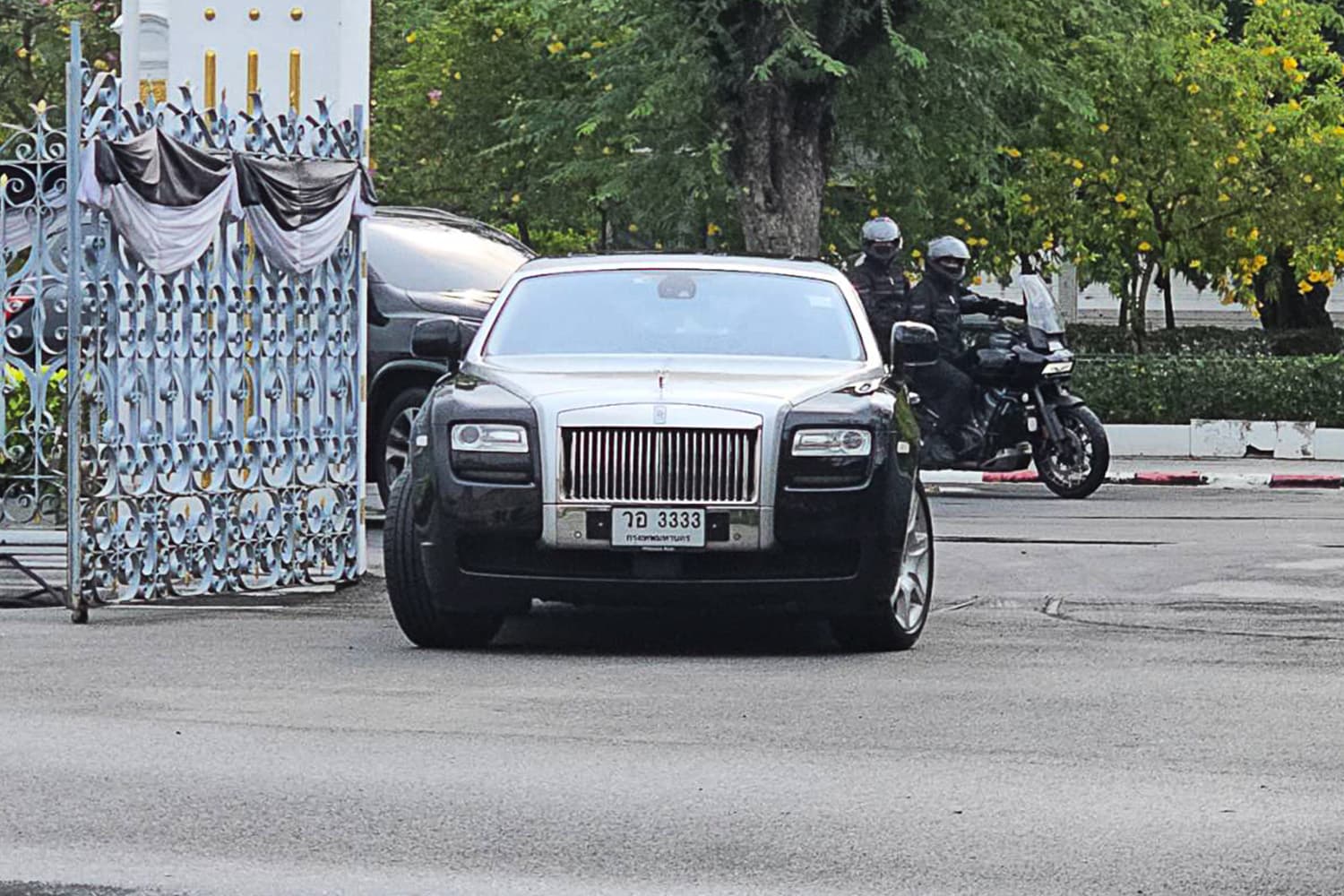 ‘อนุทิน’ เข้าทำงานที่ทำเนียบฯ ตามปกติ