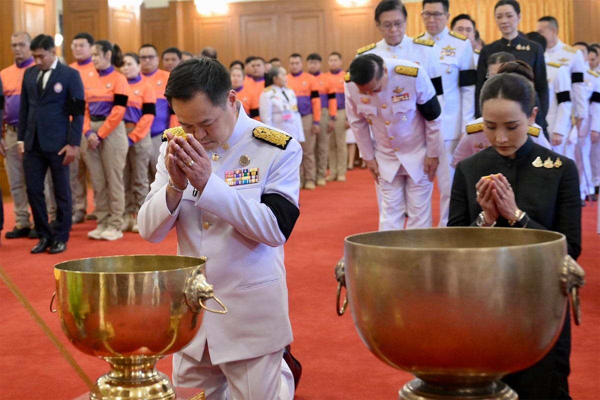 anutin-leads-cabinet-to-pay-respects-to-princess-bajrakitiyabha-SPACEBAR-Photo01.jpg